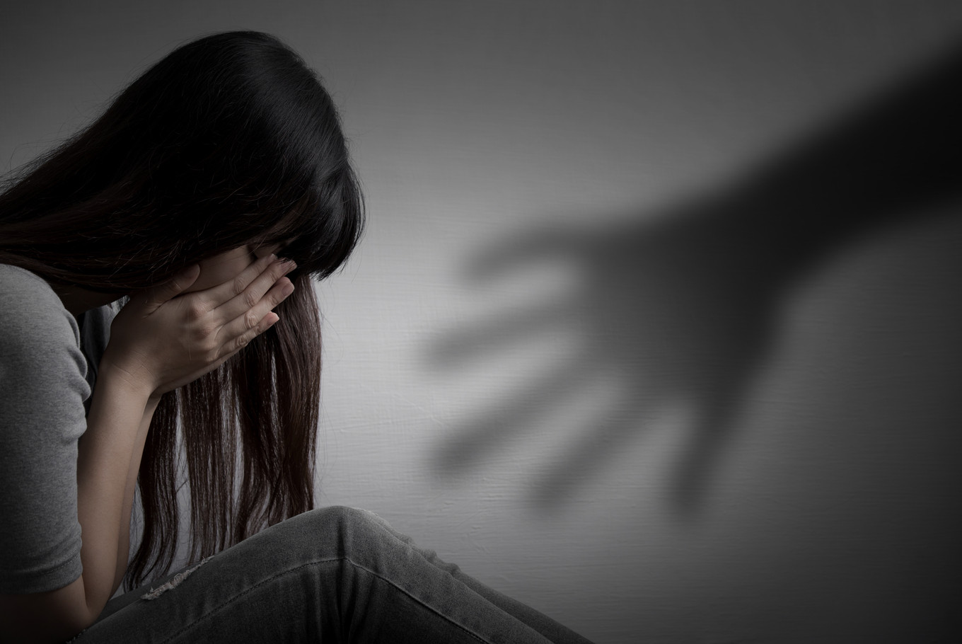 Ļaunums, kas uzglūn bērniem. Kā pasargāt savu atvasi no pedofila?