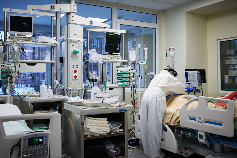 Latvijā līdz šim miruši 4300 Covid-19 pacienti