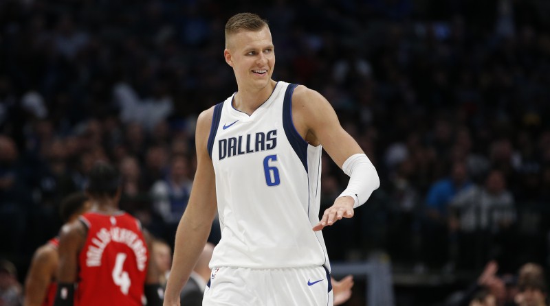 Porziņģim 20 punkti uzvarā pret “Thunder”