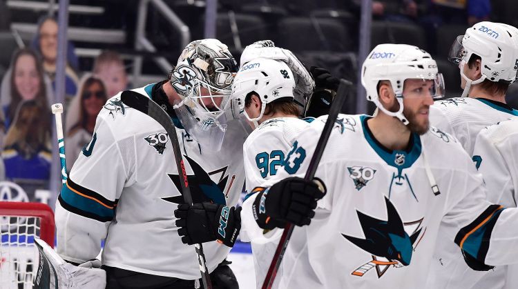 Balceram un “Sharks” sāpīga neveiksme pret “Ducks”