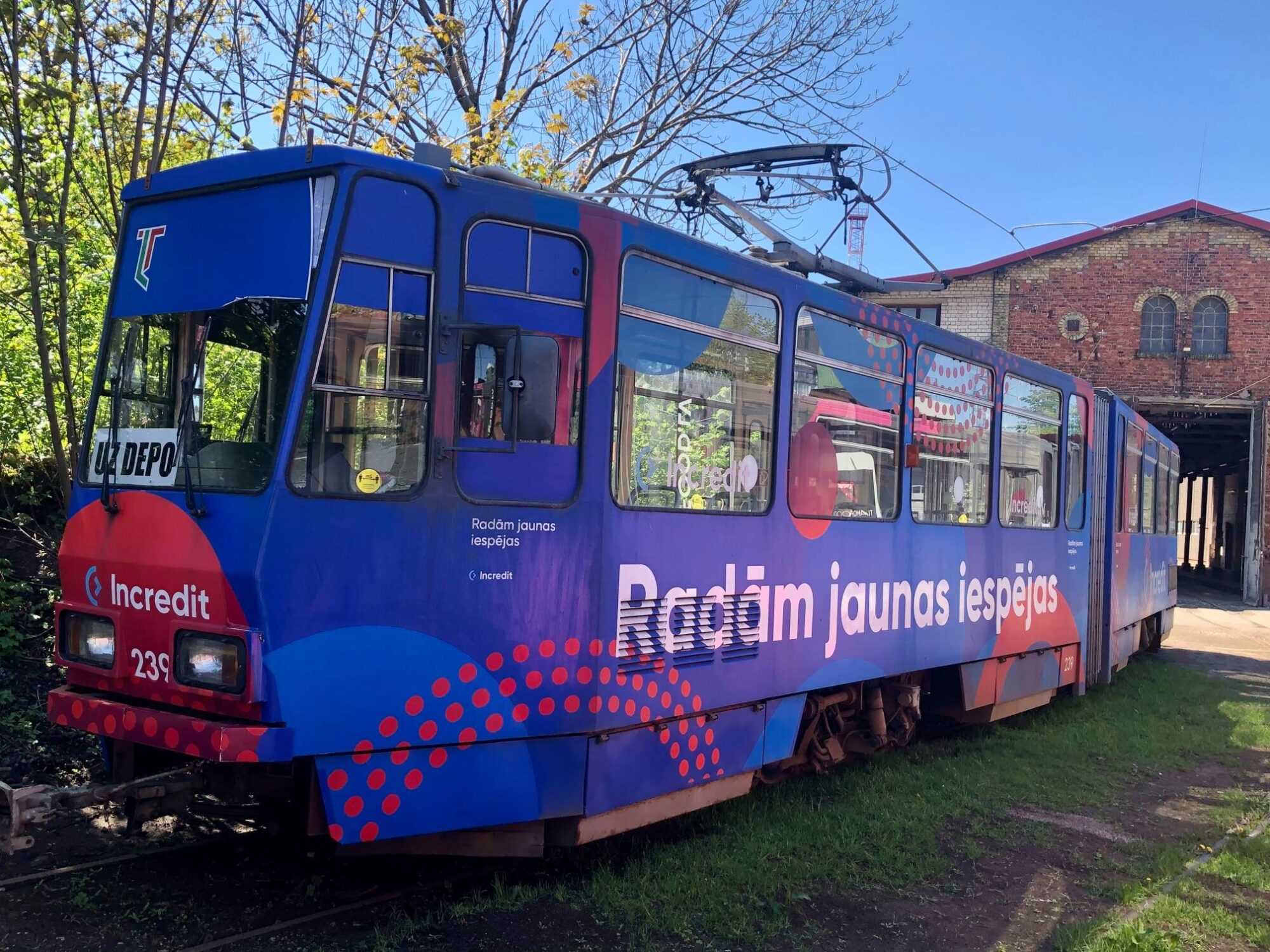Izsolīs vecos tramvaja vagonus