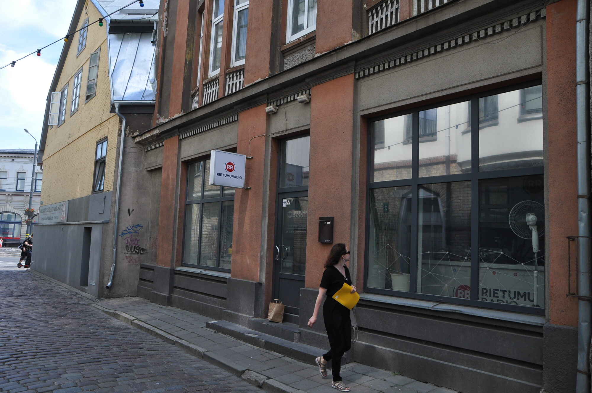“Rietumu radio” kolektīvs atvadās no klausītājiem