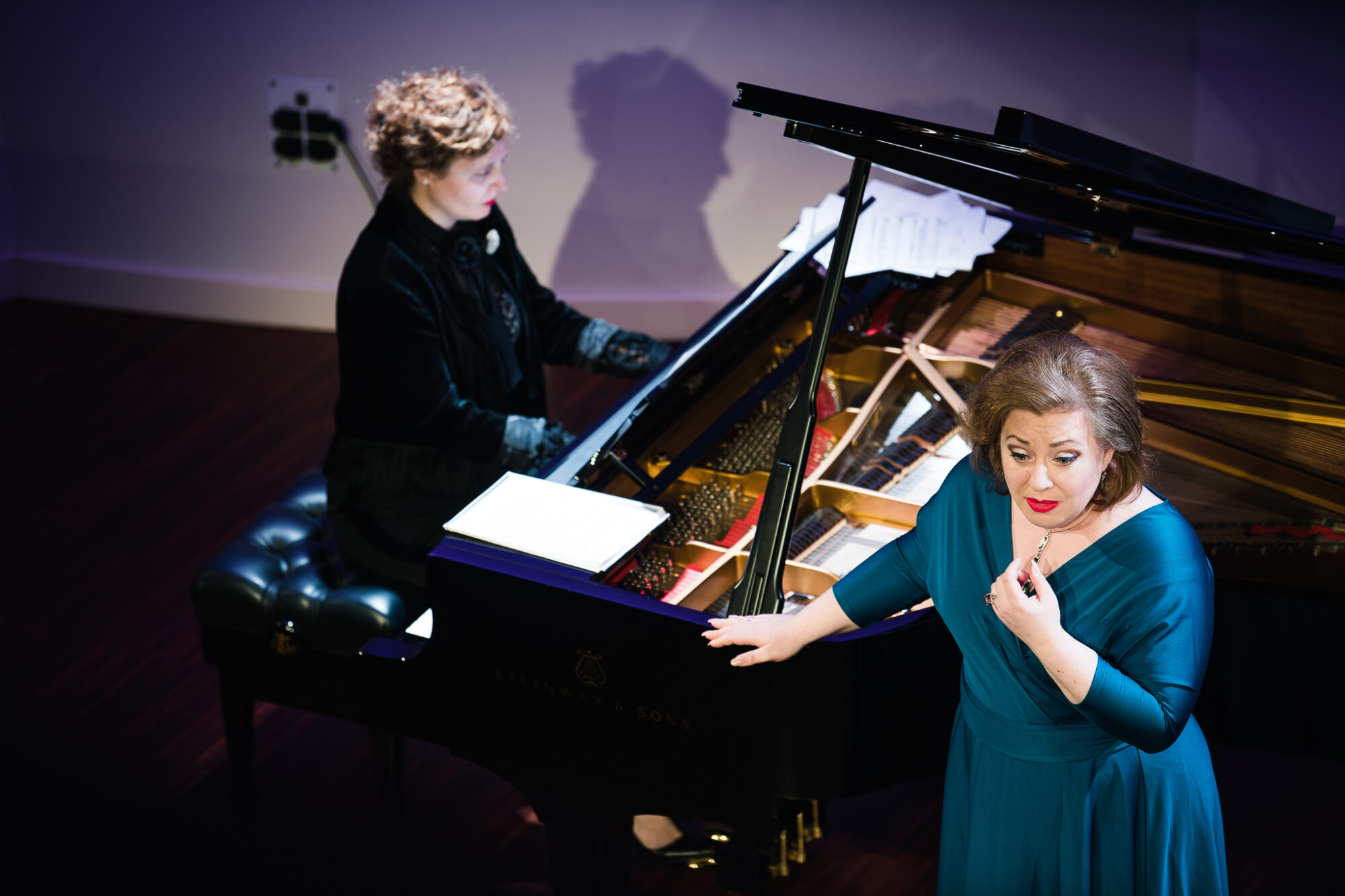 Ingas Kalnas jauno albumu ”Das Rosenband” prezentēs ”Lielajā dzintarā”