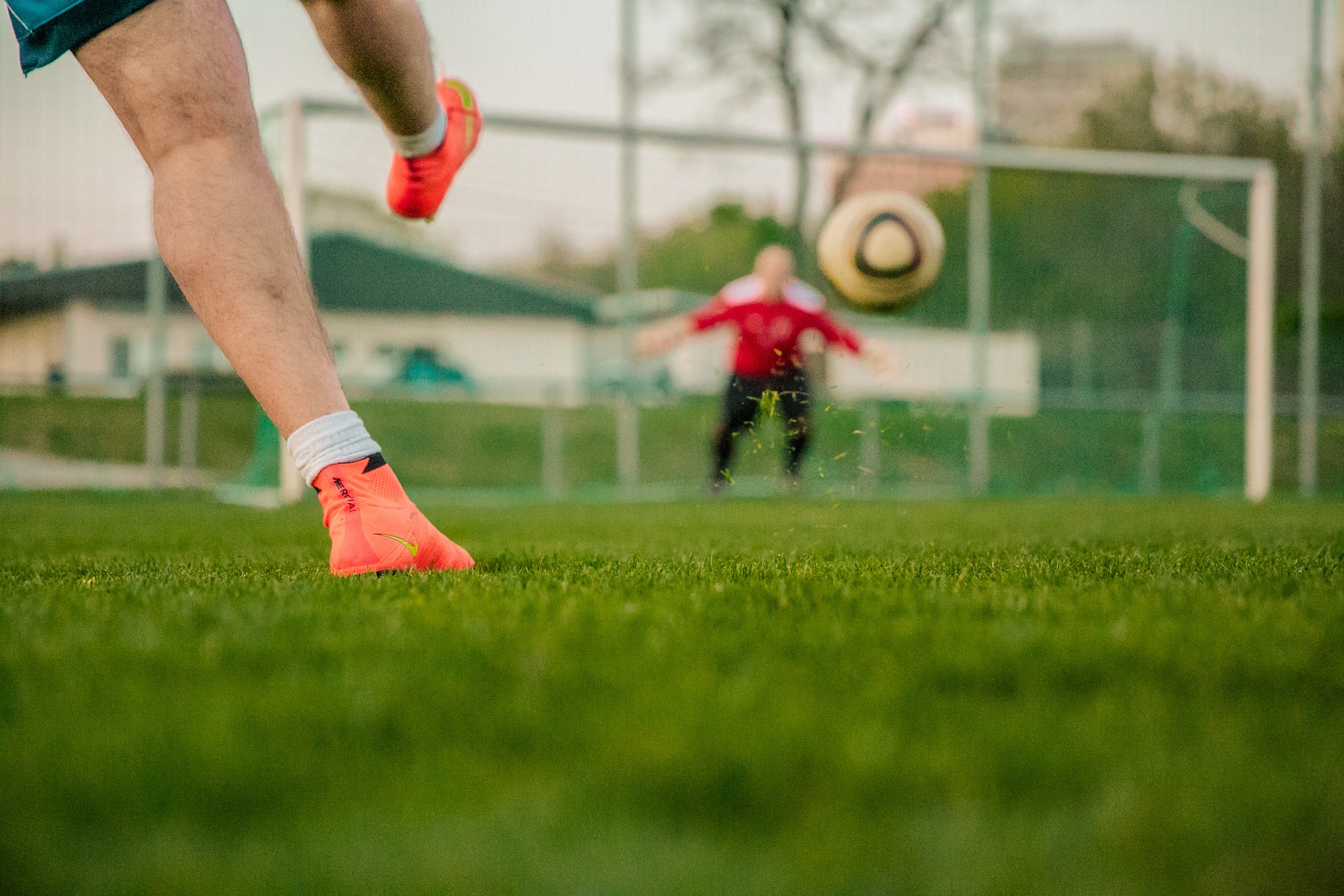 Pārpeldēja Daugavu un krastā izkāpa sausi. Futbola klubs “Karosta” viesos ar 1:0 pārspēja “Pļaviņas DM”