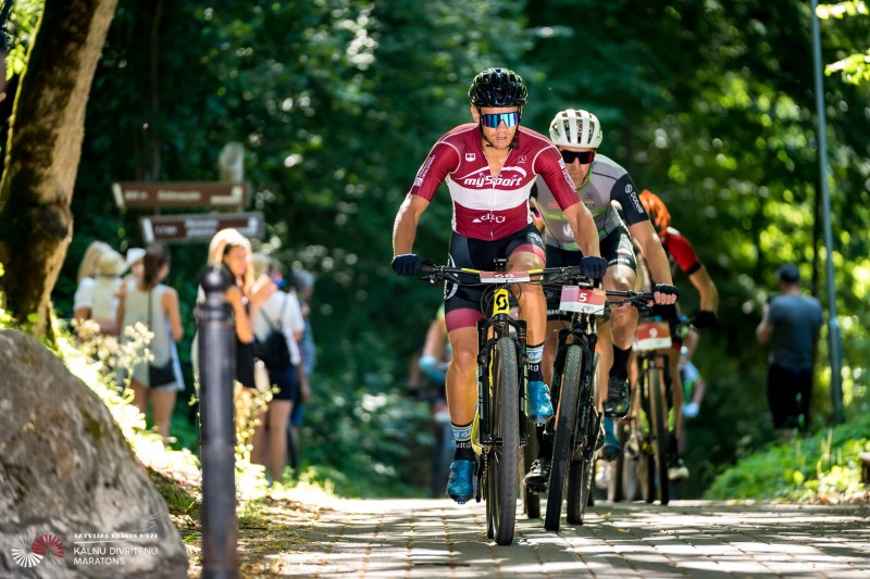 Muižnieks pārspēj visus Igaunijas čempionātā MTB maratonā