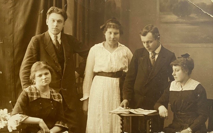 Liepājas muzejs saņem dāvinājumā ārsta  Jēkaba Ādamsona un viņa ģimenes vēstures liecības