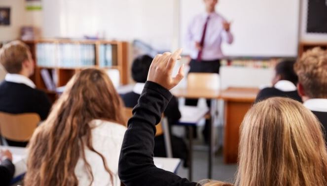 Nevakcinētie pedagogi pa kādam katrā novada skolā