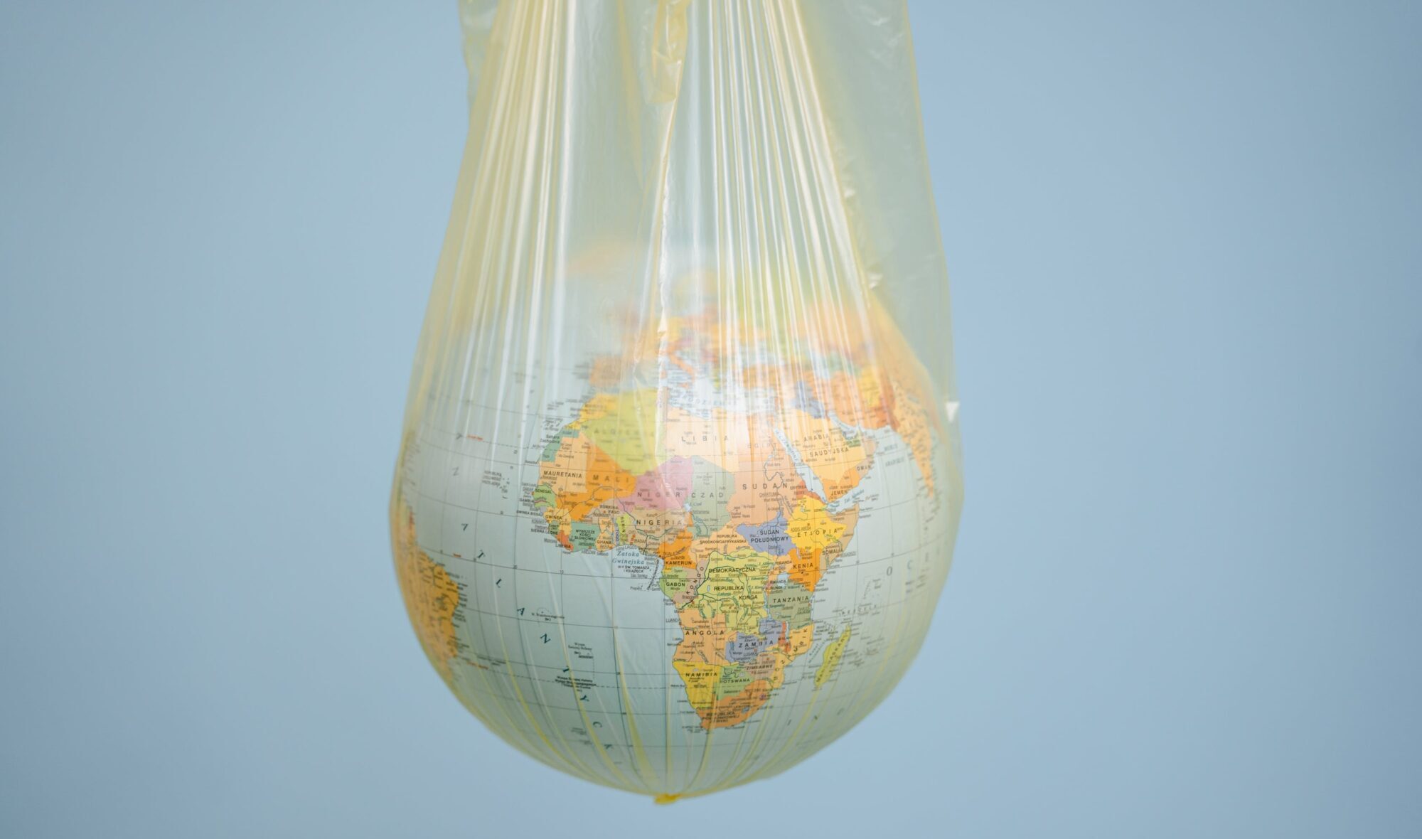 Ardievas plastmasas traukiem. Ko un par kādu cenu lietosim to vietā?