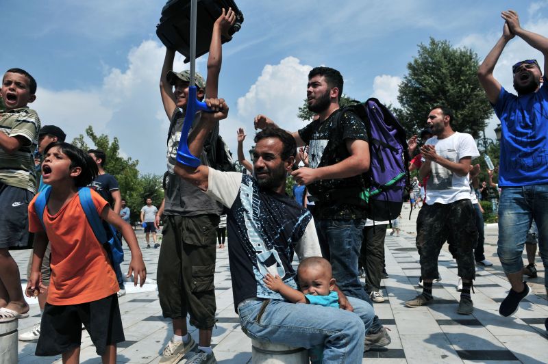 Par nelikumīgu Latvijas-Baltkrievijas robežas šķērsošanu aiztur 28 nelegālos imigrantus