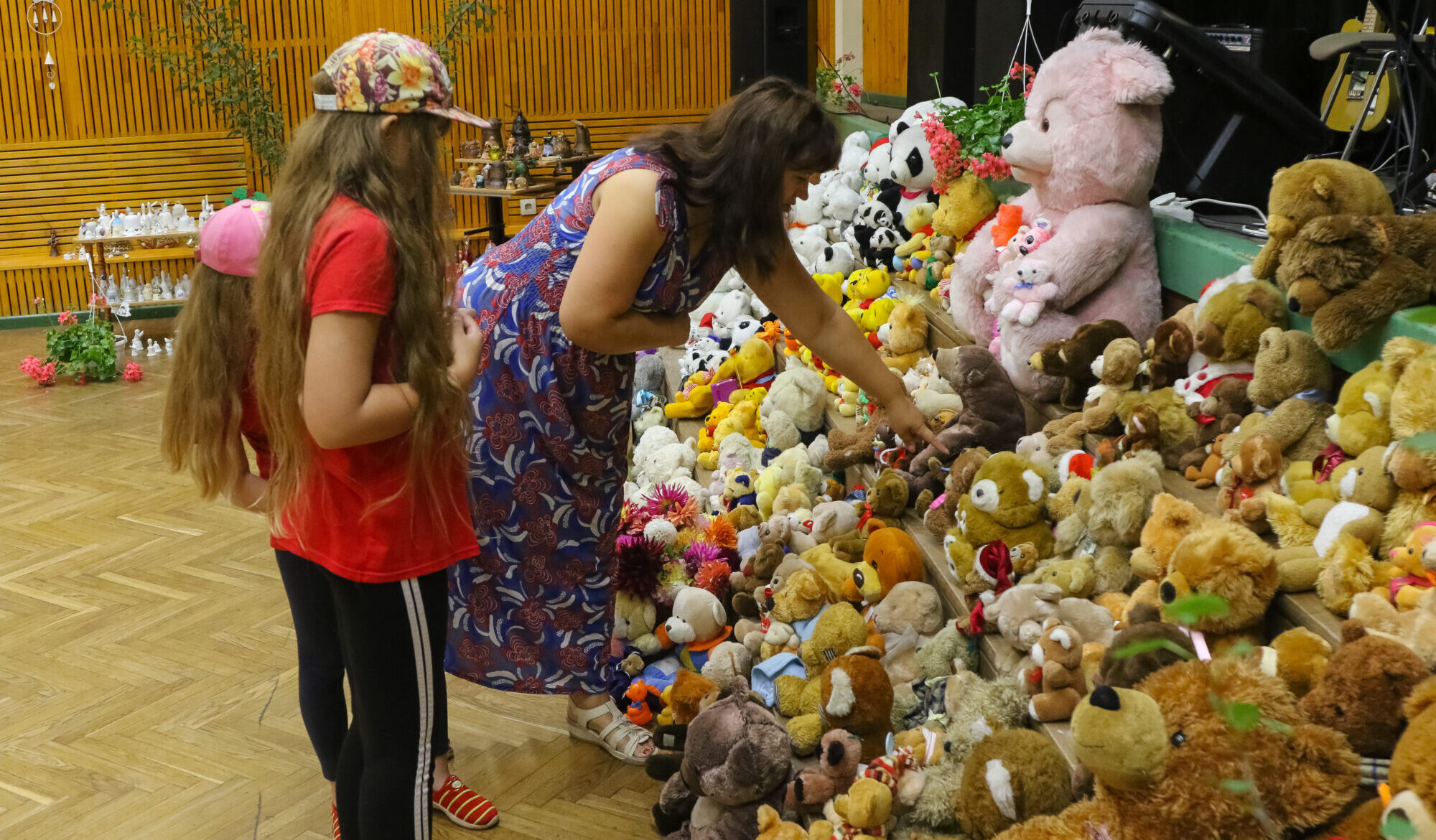 Naudu nekrāj, bet lietas dvēselei. Bunkā jau sesto reizi satiekas kolekcionāri un mīļlietiņu krājēji