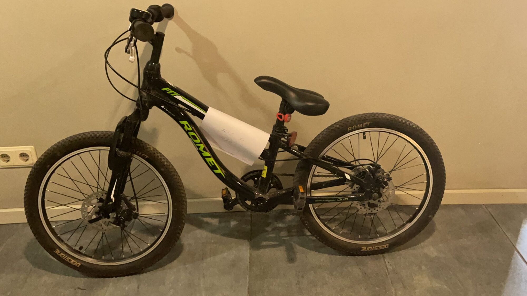 Policija aicina atsaukties velosipēda “Romet” īpašnieku