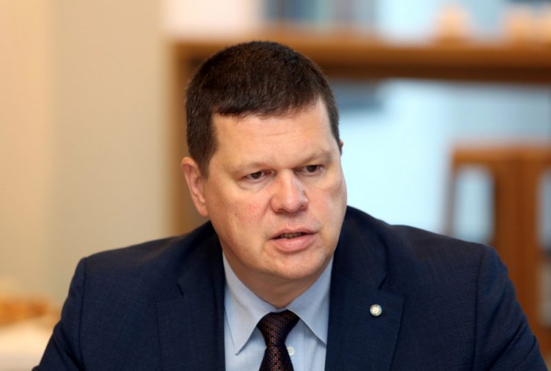 Kaspars Gerhards: Esam iezīmējuši speciālas investīciju naudas mazajiem un vidējiem zemniekiem
