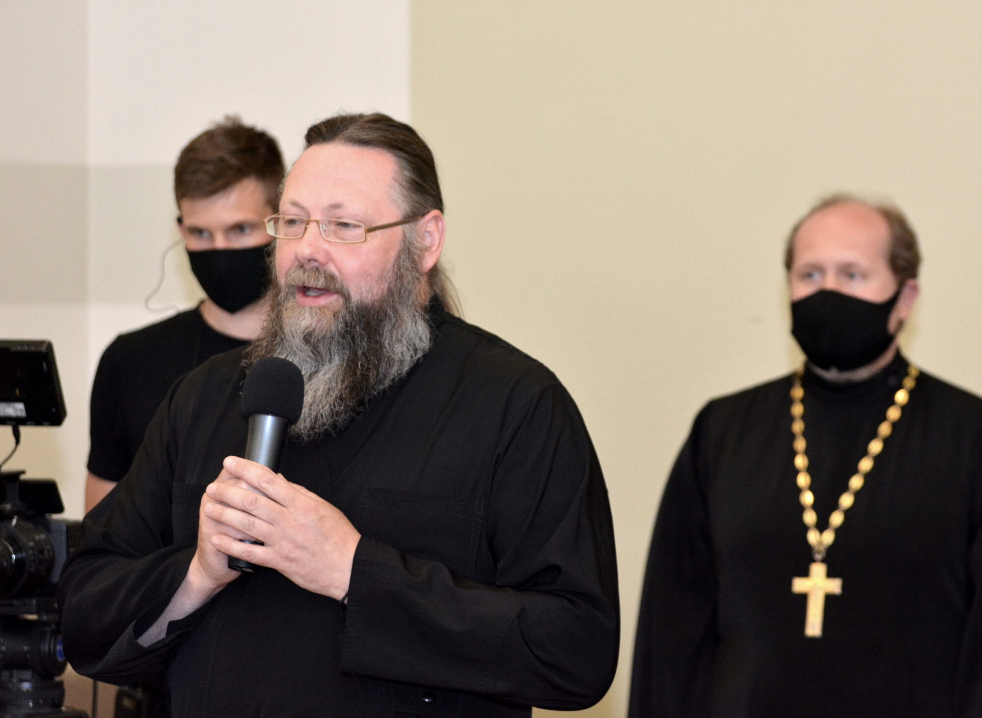 Mācītāji lemj, deputāte iebilst, dome apstiprina Reliģisko lietu komisiju