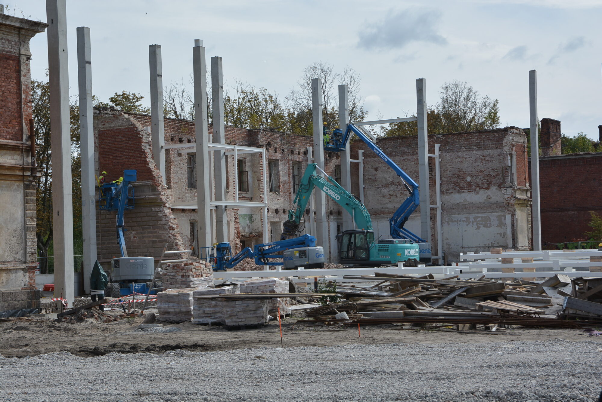 Jauno iebūvē vecajā. Karostā jau redzamas aprises jaunai ”EB Liepāja” ražotnei