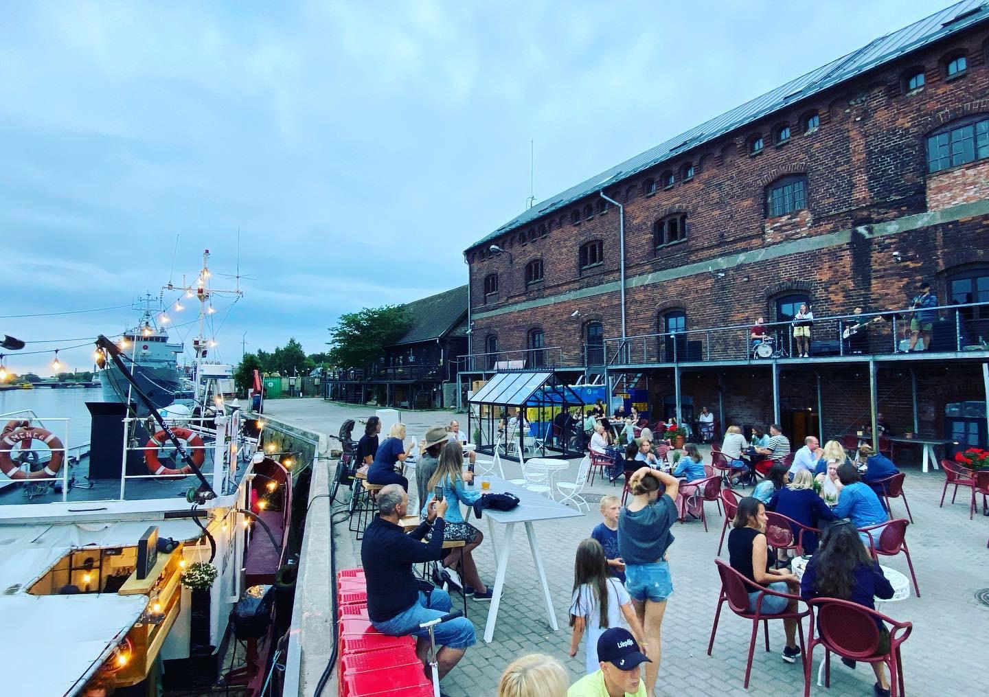 Sezonas noslēgums “Red Monkey Liepāja” Pop Up bārā