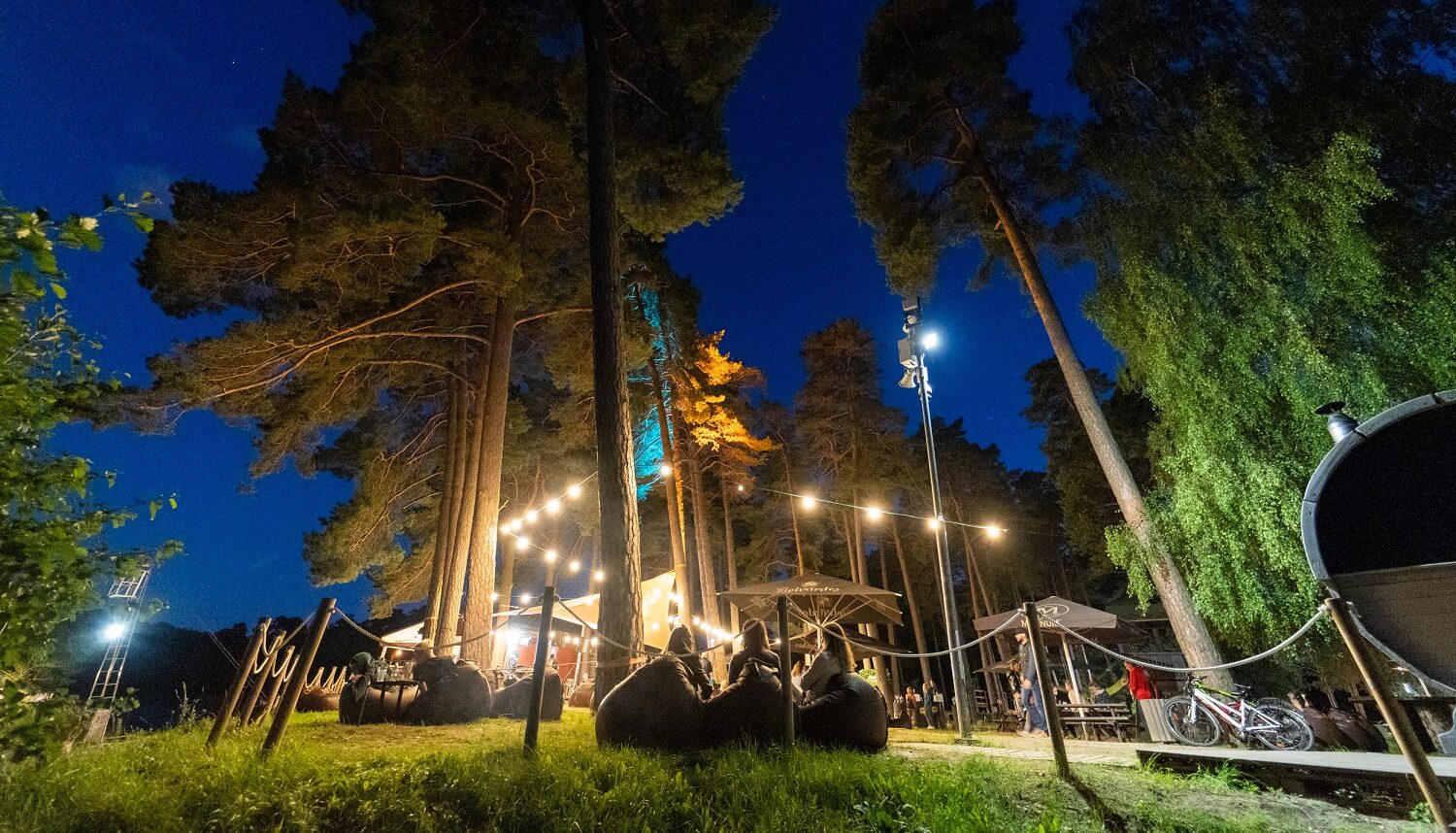 Apvienība “Oranžās brīvdienas” un pasaules sajūtas “BB wakepark” vasaras sezonas noslēgumā