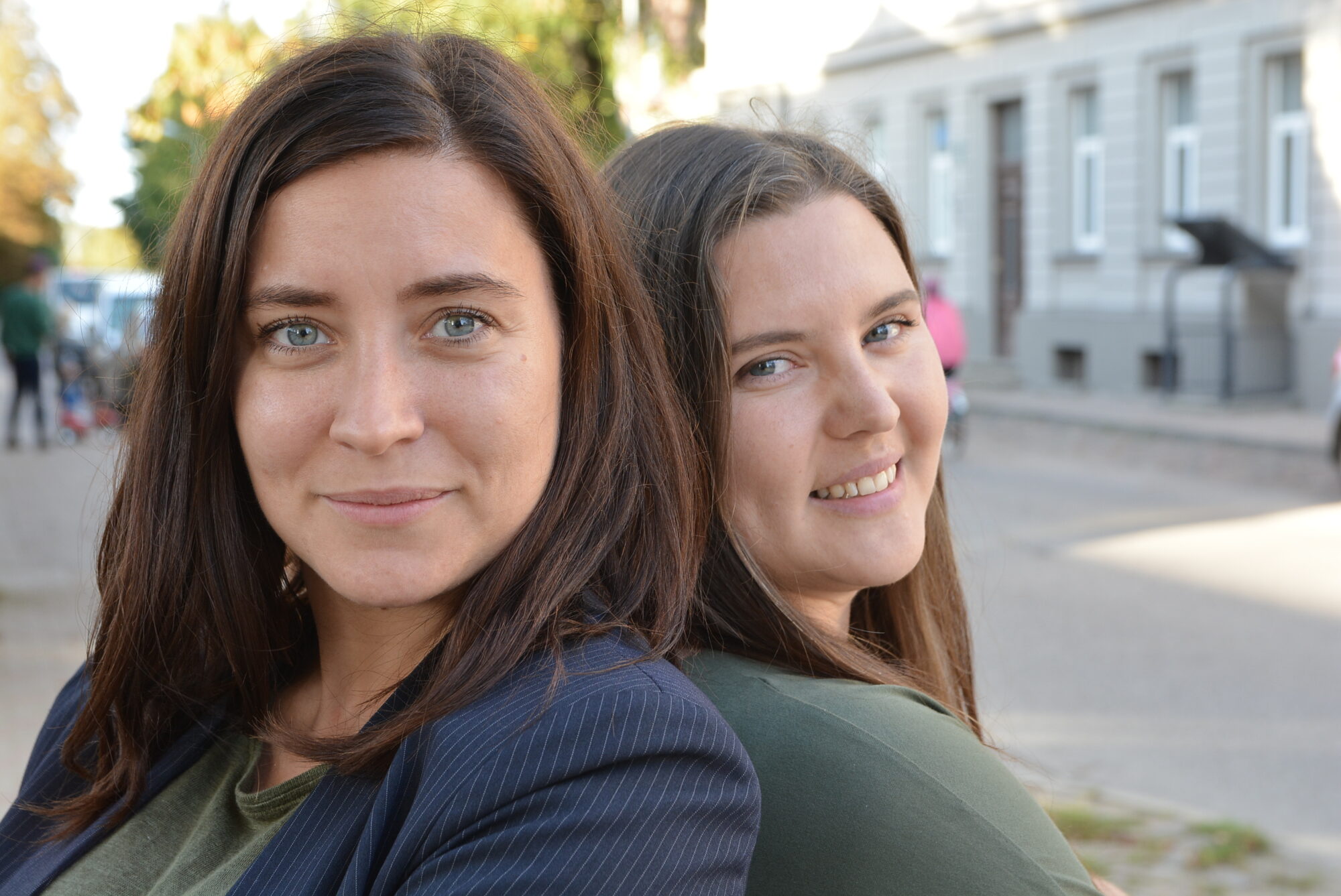 Tandēms. Kā Madara Jansone un Inta Dobele kopā izveidoja savu radošo apvienību “Krāsu karuselis”