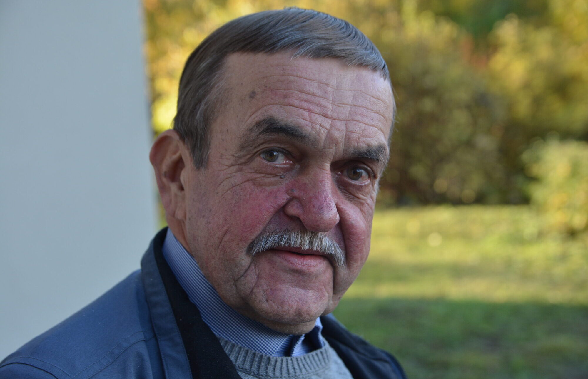 Deputāta krēslā: Jānis Vitrups, kurš pazīst visus
