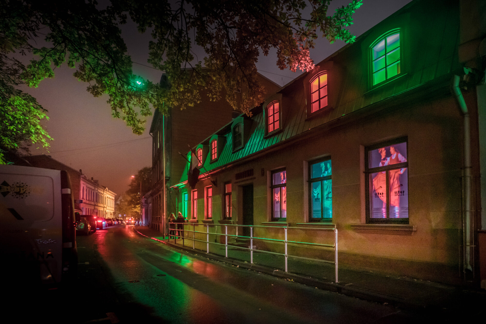 Liepājas iedzīvotāji aicināti izgaismot savas mājas