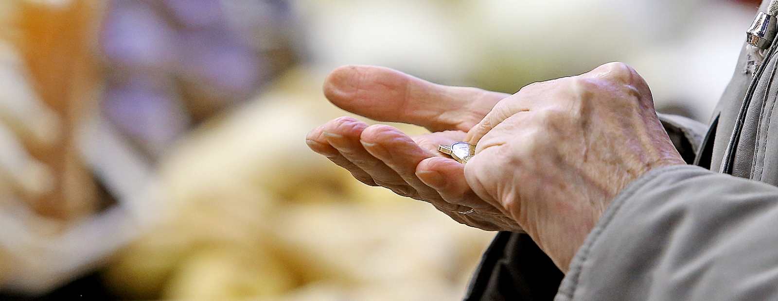Pabalstu kurināmā iegādei var pieprasīt visu gadu – arī vasarā