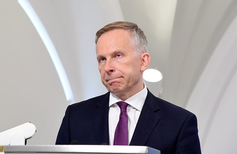 Rimšēviču tiesās arī par viltota Covid-19 vakcinācijas sertifikāta iegādi