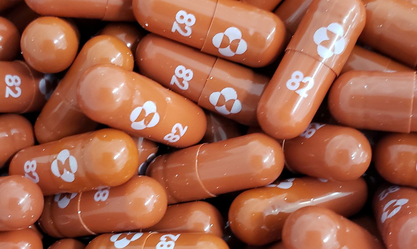 EZA “Merck” Covid-19 ārstēšanas tabletes varētu apstiprināt “nedēļu laikā”