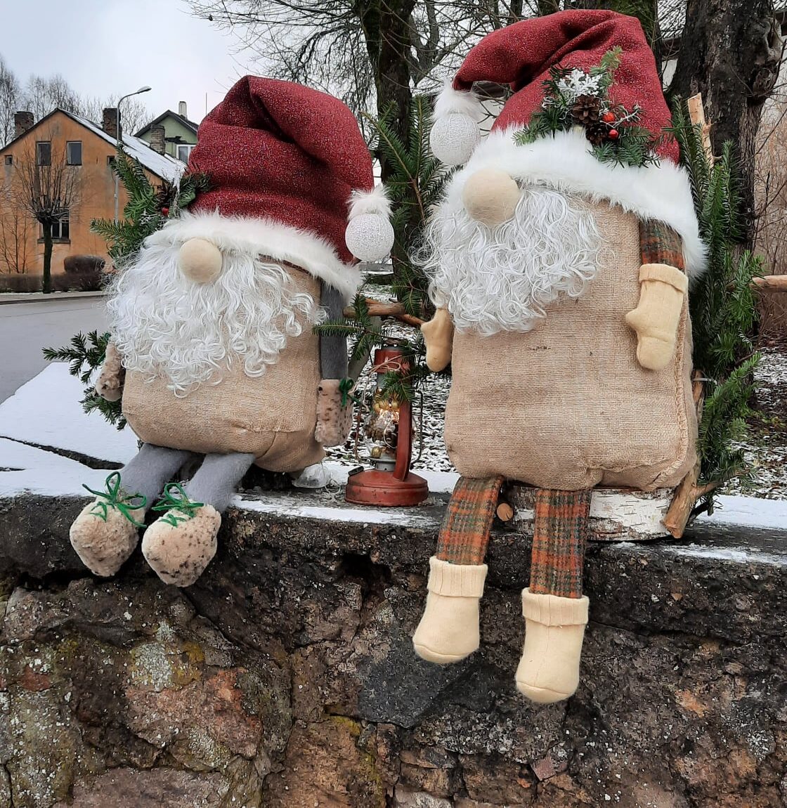 Durbi veidos par rūķu pilsētu