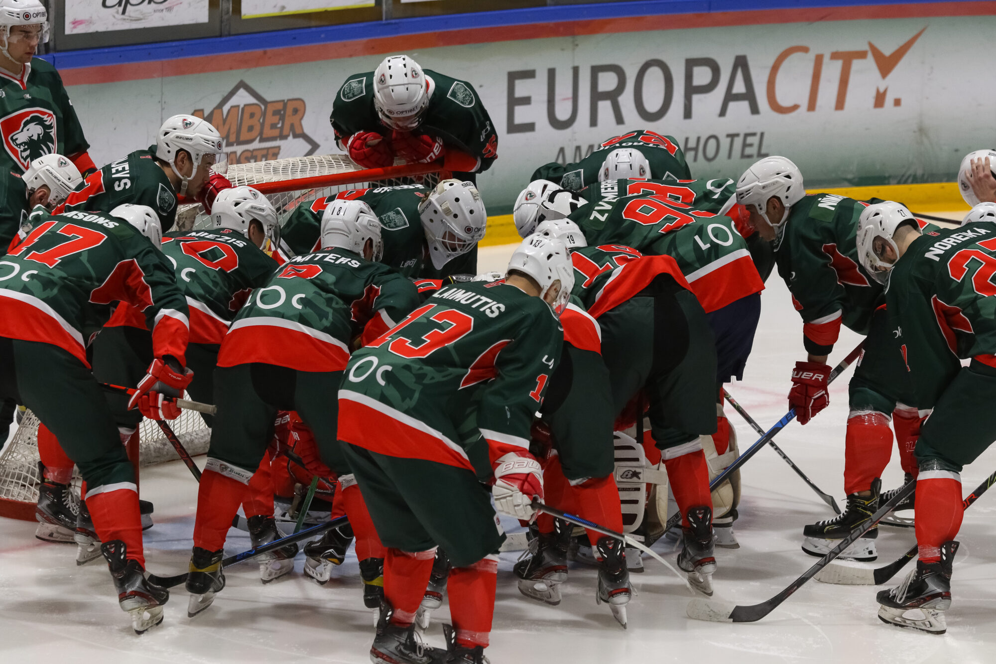 “Liepāja” pārliecinoši apspēlē čempioni