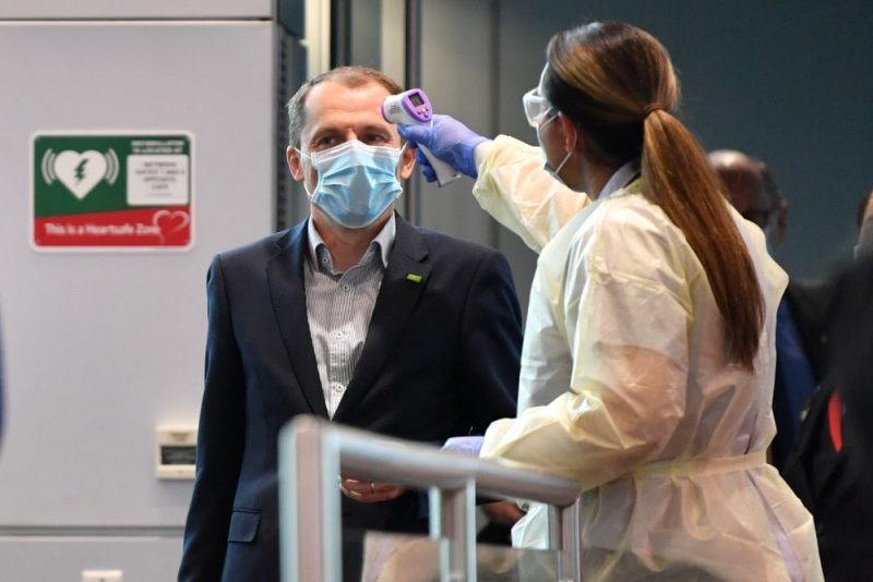 Lidostā “Rīga” no pirmdienas veiks plašāku Covid-19 testēšanu