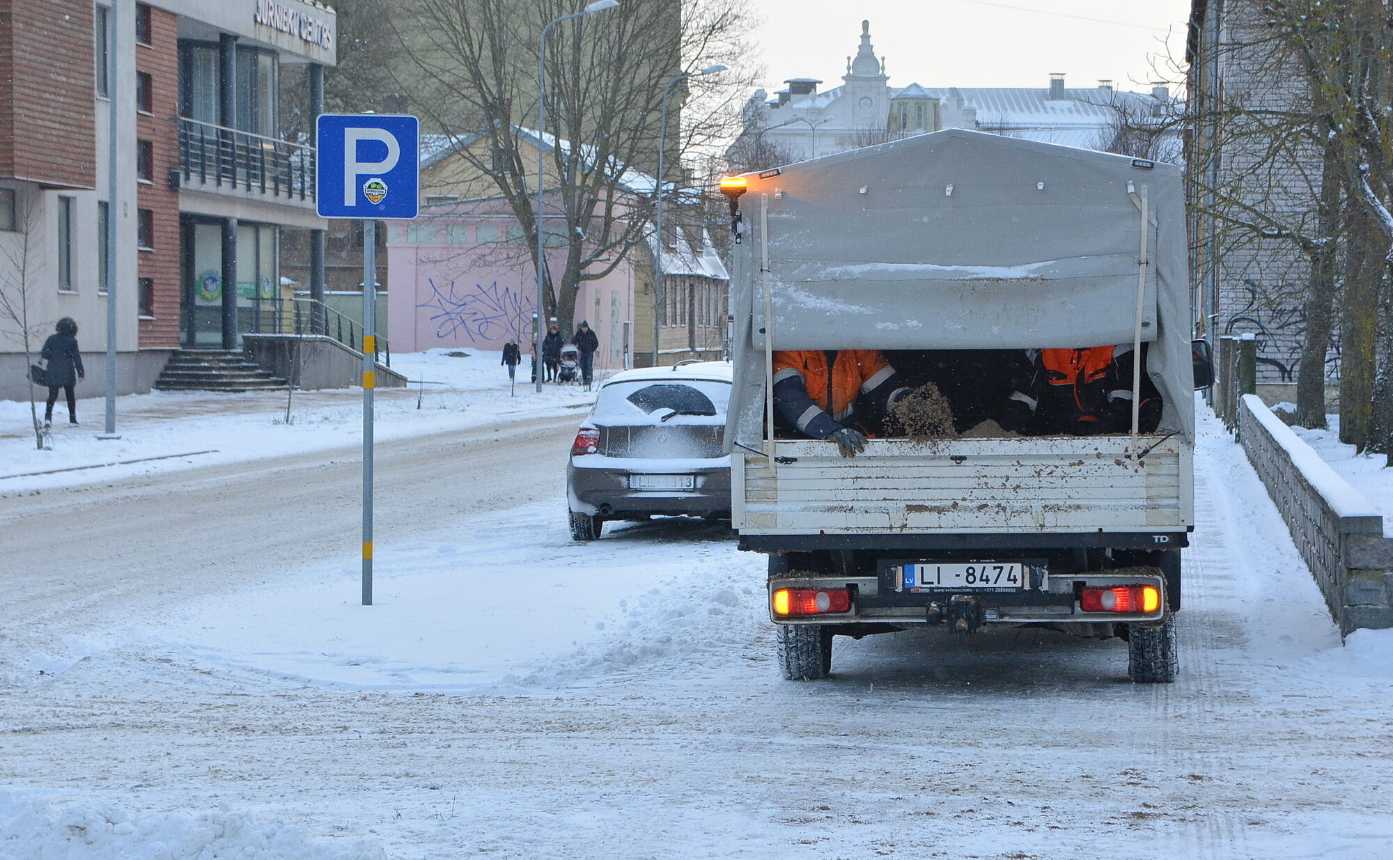 Laikapstākļi ir pārbaudījums sētniekiem un eksāmens gājējiem