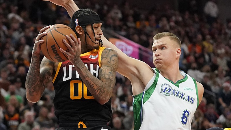 Porziņģis gūst 27 punktus “Mavericks” zaudējumā
