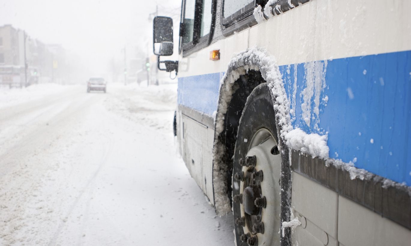 Visā Latvijā iespējama reģionālo maršrutu autobusu reisu izpildes kavēšanās