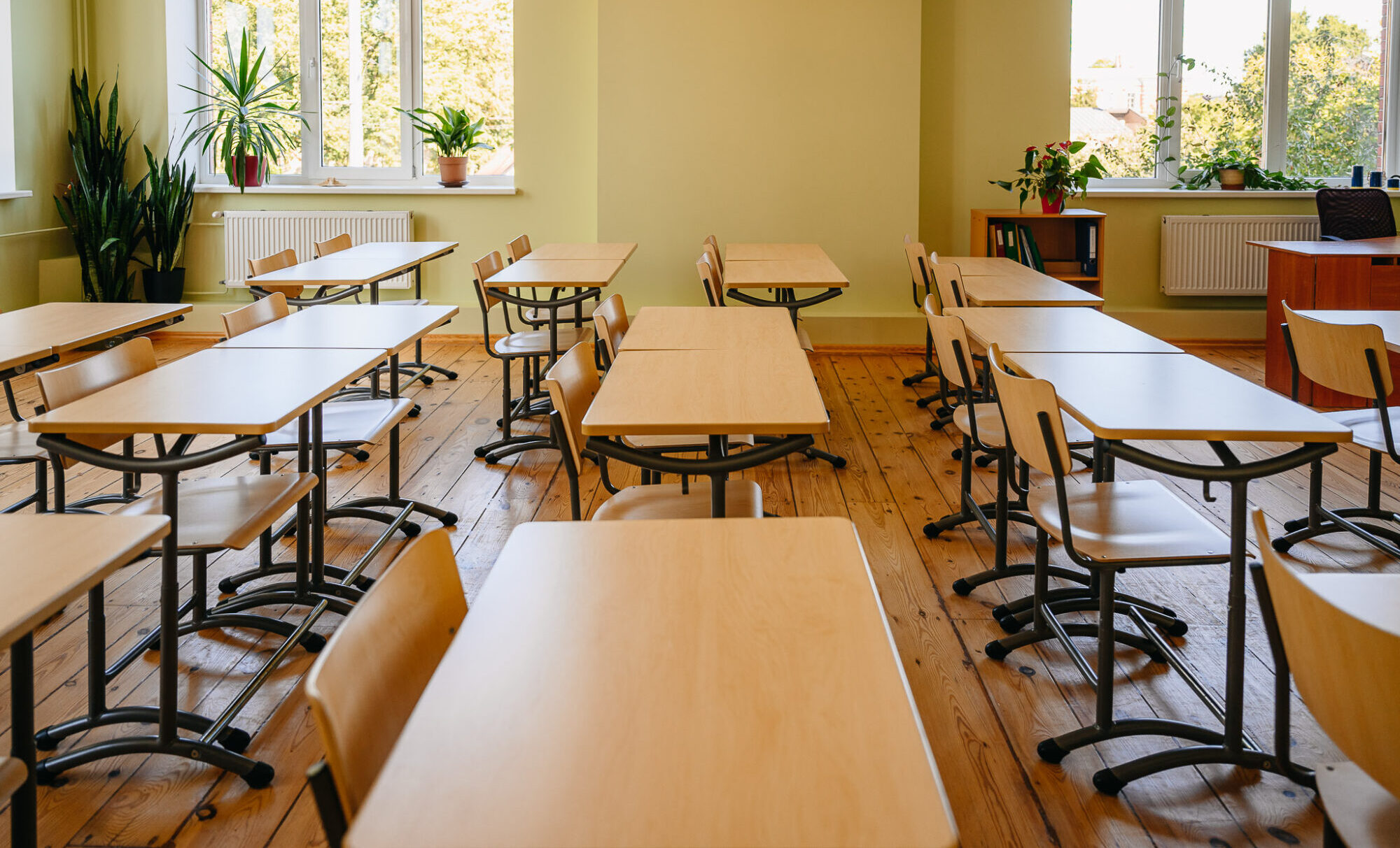 Karantīnā Liepājā virs 2000 bērnu un vairāk nekā 100 pedagogu