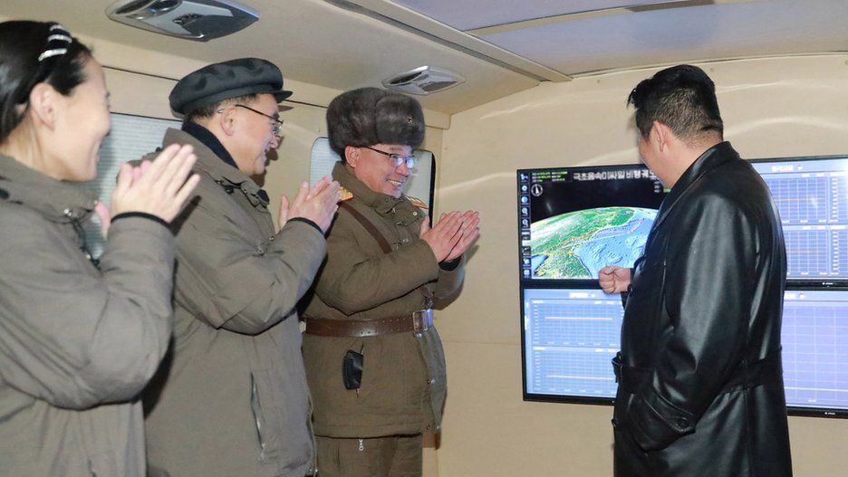 Ziemeļkoreja paziņo par iegūtiem satelīta attēliem no militāriem objektiem ASV un Dienvidkorejā