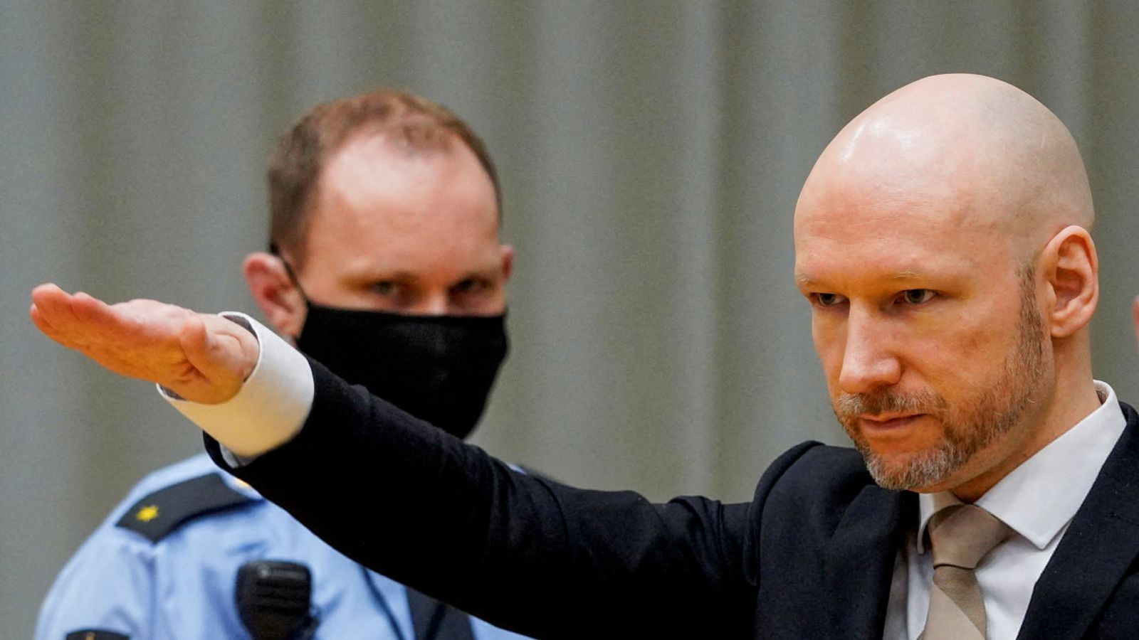 Norvēģijas tiesa noraida Breivīka lūgumu atbrīvot viņu nosacīti