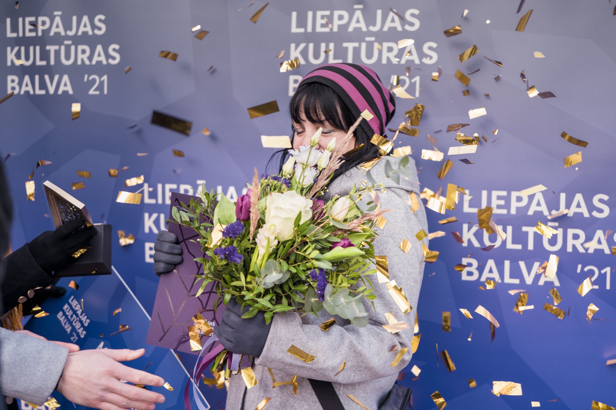 Liepājas Kultūras balvas laureātu sveikšana – spraigs notikumu virpulis un pārsteigums balvas saņēmējiem