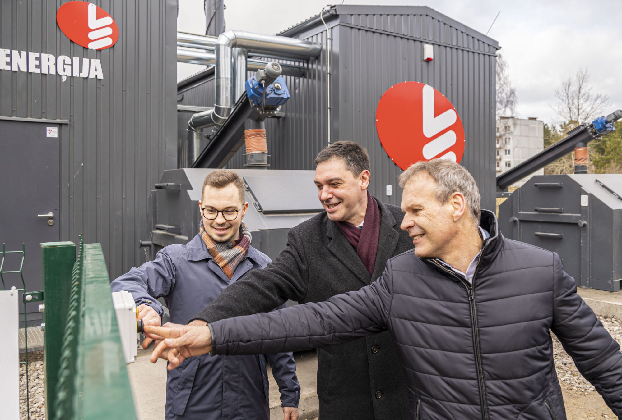 “Liepājas enerģija” atklāj katlumājas kompleksu Karostā