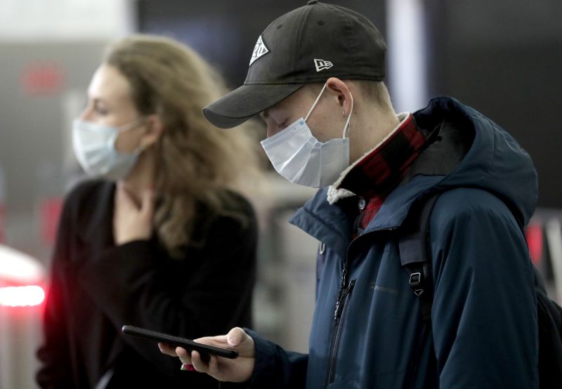 Par Covid-19 kontaktpersonām kļuvušiem pamatskolēniem un vidusskolēniem vairs nebūs jāievēro mājas karantīna