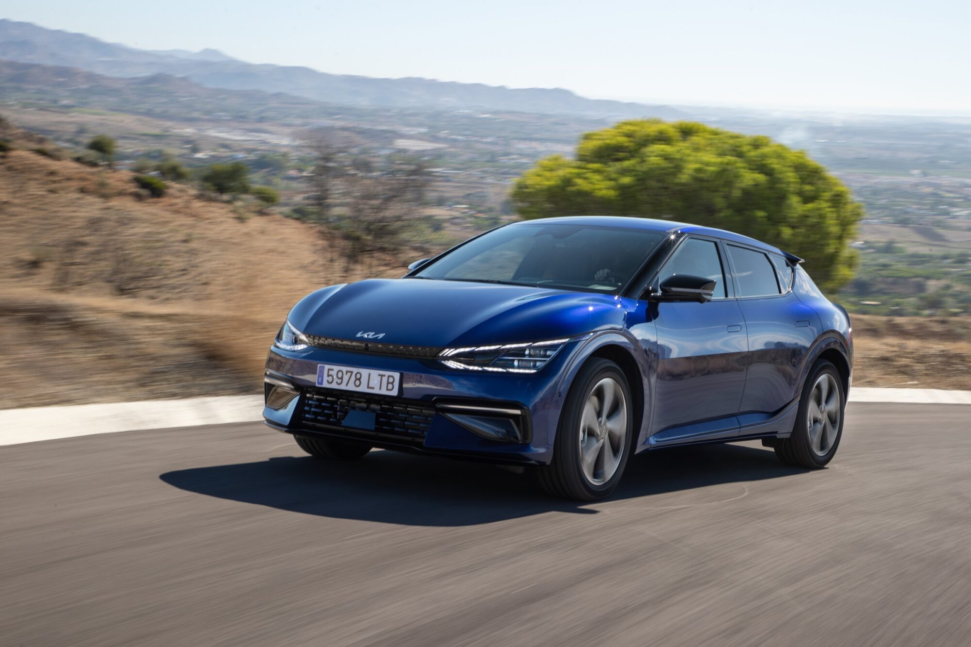 Elektriskais “Kia EV6” kļuvis par Eiropas Gada auto 2022