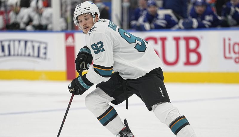 Balceram teju 16 minūtes, “Sharks” neizmanto pārsvaru un kapitulē “Coyotes” hokejistiem