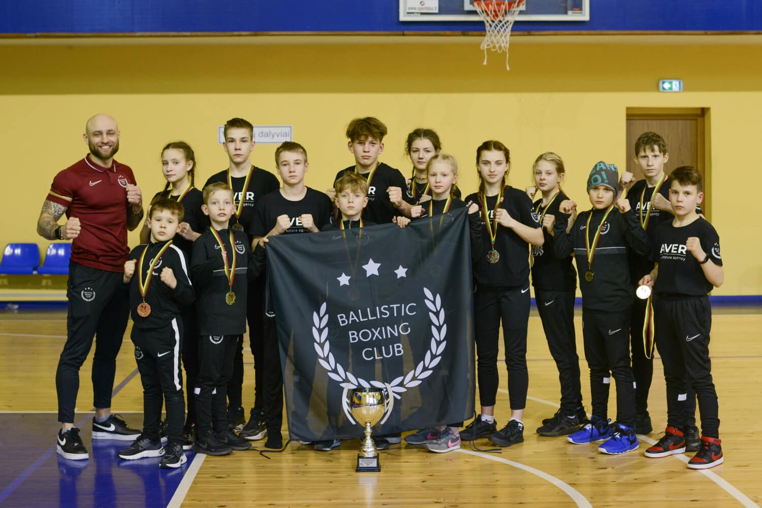 Kārtējais medaļu birums mūsu kikbokseriem