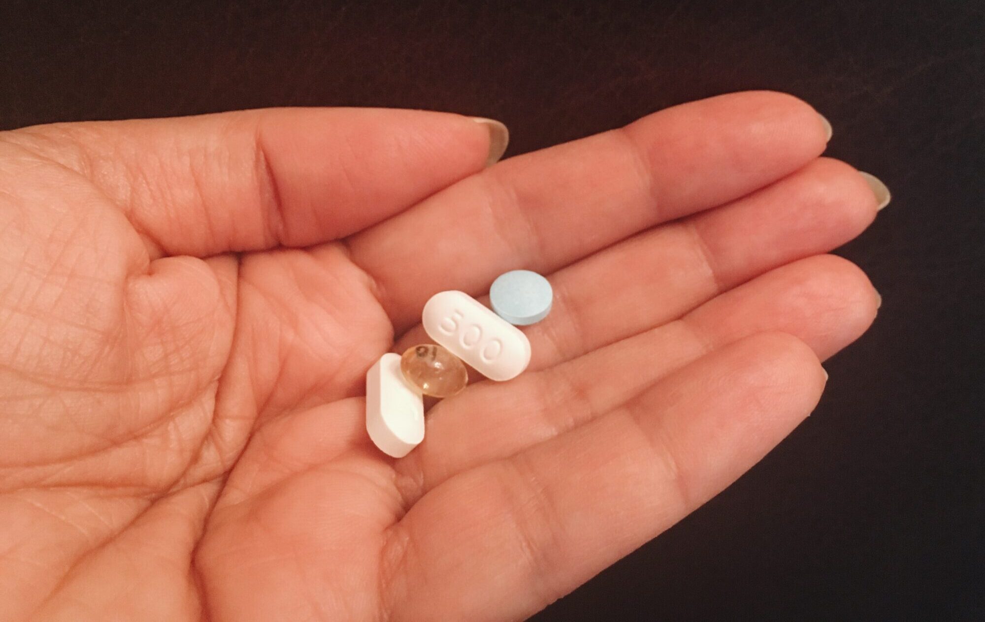 Kad vislabāk uzņemt vitamīnus – no rīta, vakarā, ēdienreizē?