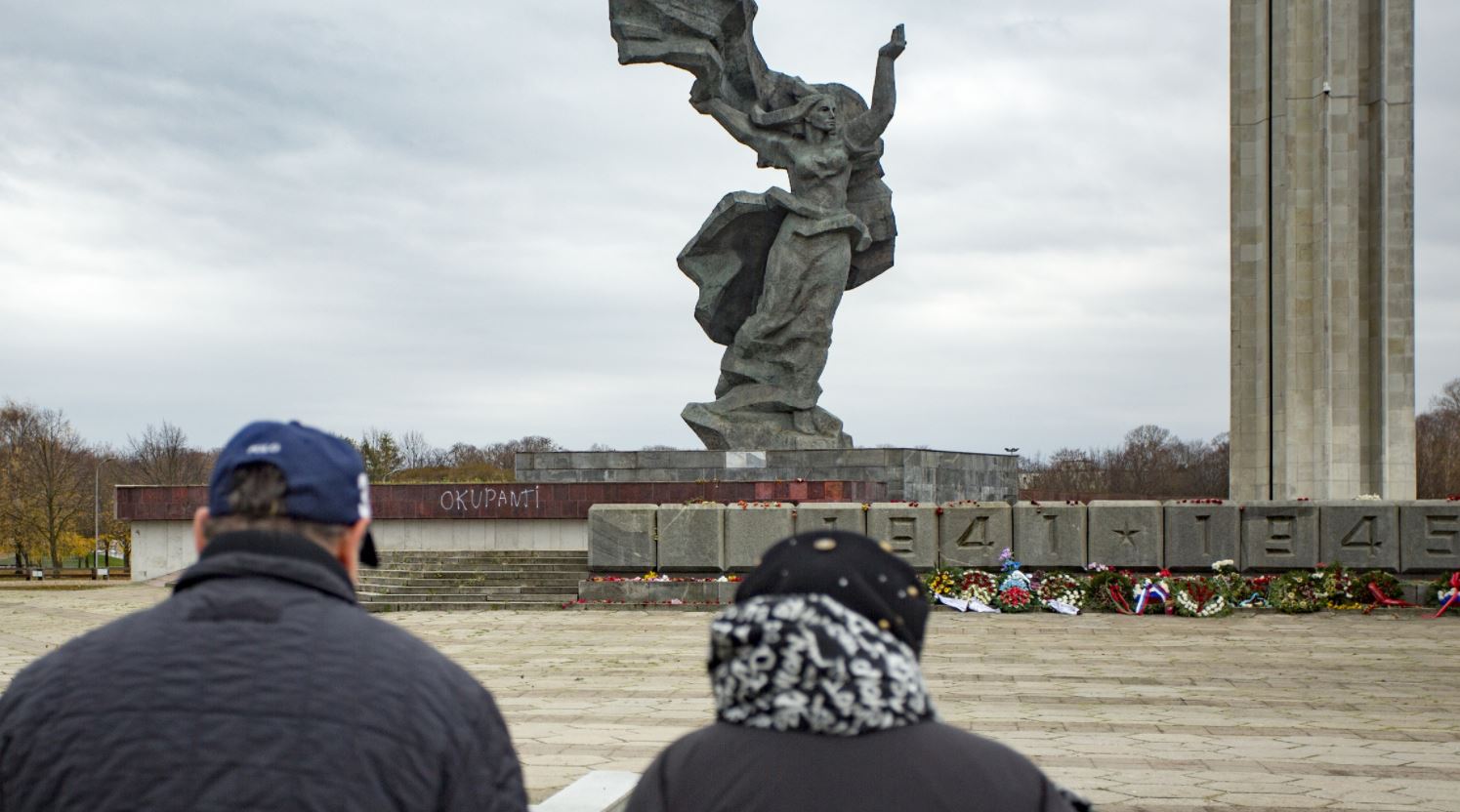 Likumā plāno aizliegt pasākumu rīkošanu blakus visiem padomju armijas pieminekļiem