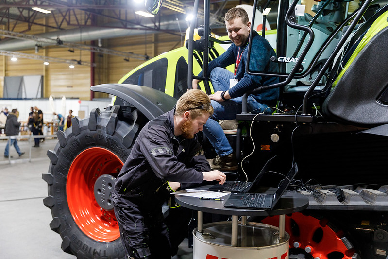Jaunie profesionāļi gatavojas “SkillsLatvia 2023” finālam