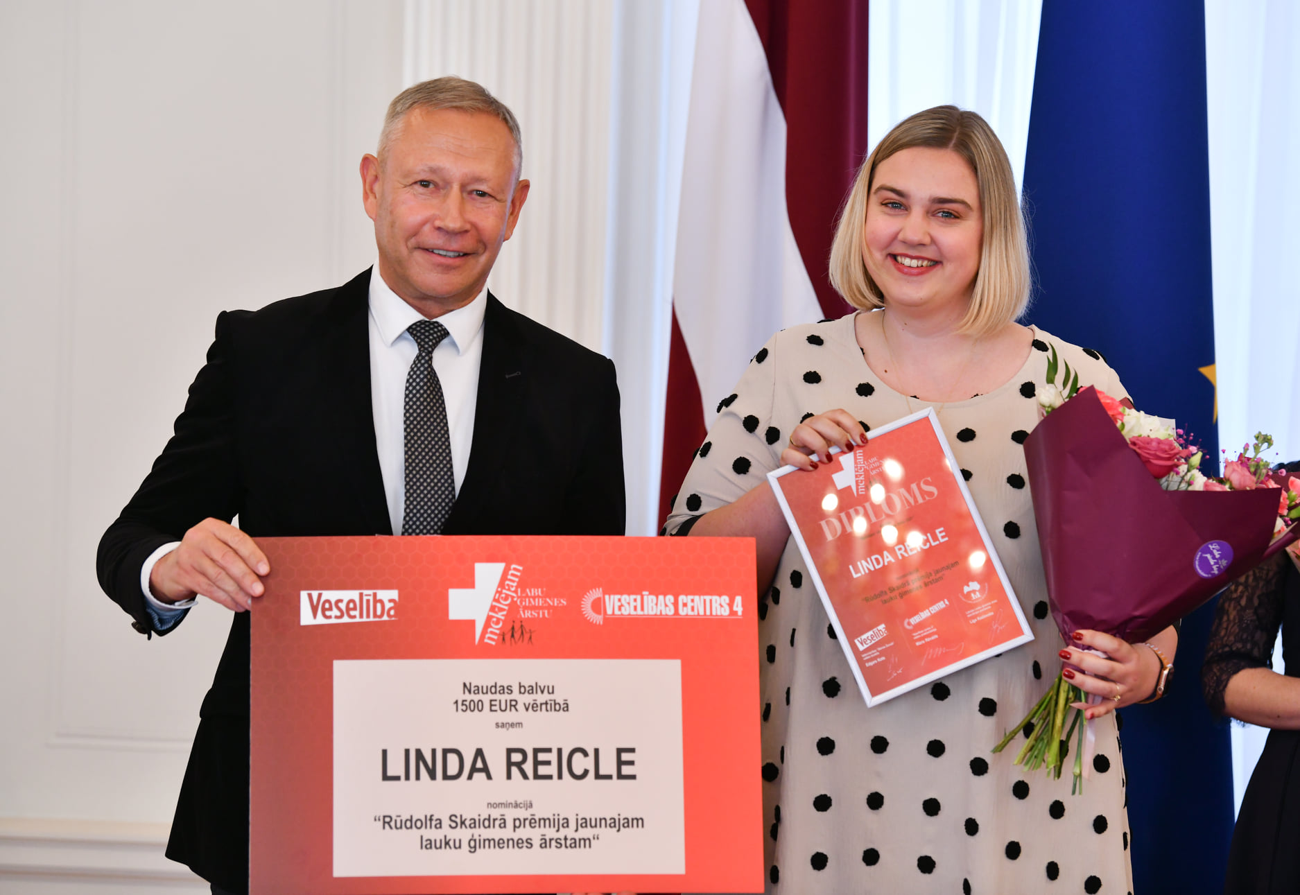 Ģimenes ārste Linda Reicle saņem ”Rūdolfa Skaidrā prēmiju”