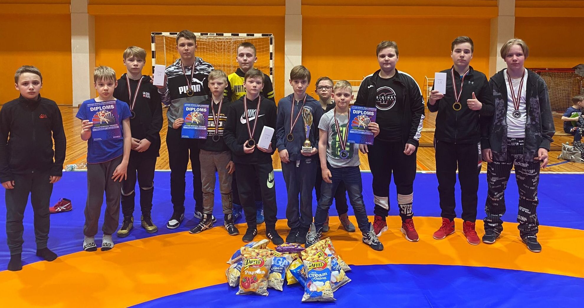 U13 vecuma cīkstoņiem medaļas Latvijas čempionātā