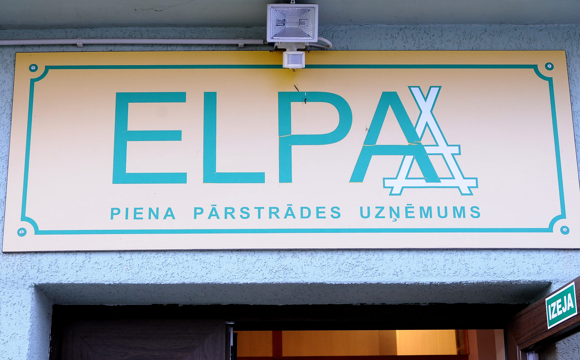 Neviens neiegādājas “Elpas” mantu izsolē