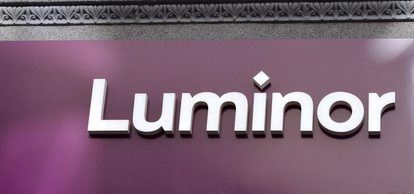 “Bloomberg”: “Blackstone” gatavojas pārdot “Luminor Bank”
