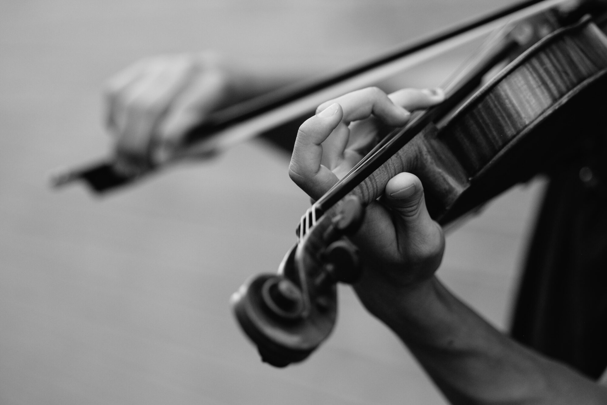 Aicina uz noslēdzošo “Jam Session” ar vijoļspēles virtuozu no Kanāriju salām Pablo Rodrigesu
