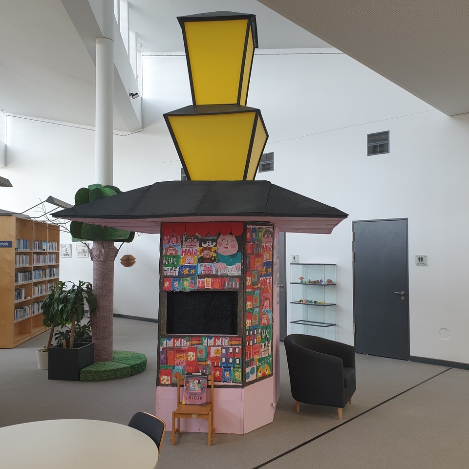 Literatūru virza uz virpuļviesuli